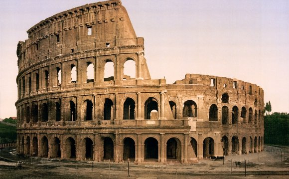 Famous ancient Rome buildings