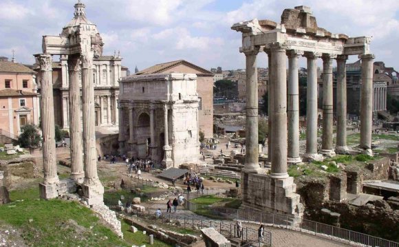Greek architecture VS Roman architecture