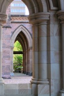 Characteristics of Gothic Architecture Pointed Arch